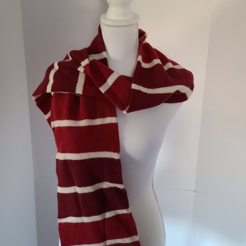 MERONA  STRIPED SCARF FROM TARGET SIZE OS